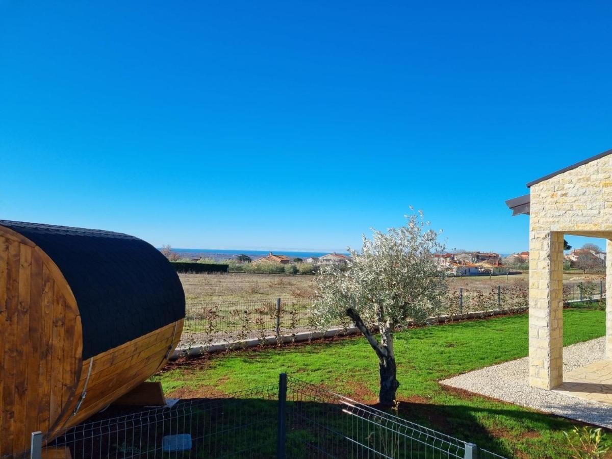 Villa Robert Kaštelir المظهر الخارجي الصورة